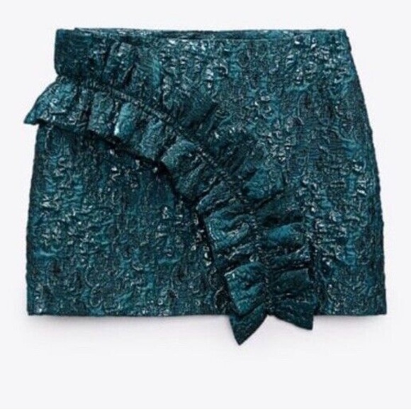 ZARA Jacquard Mini Skirt Women’s Medium Metallic Green Sparkle Ruffle Size Large - Picture 1 of 2
